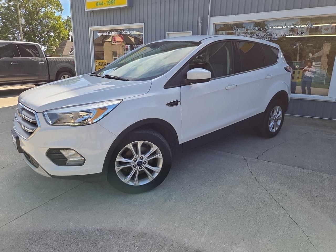 2017 Ford Escape SE - Photo #1
