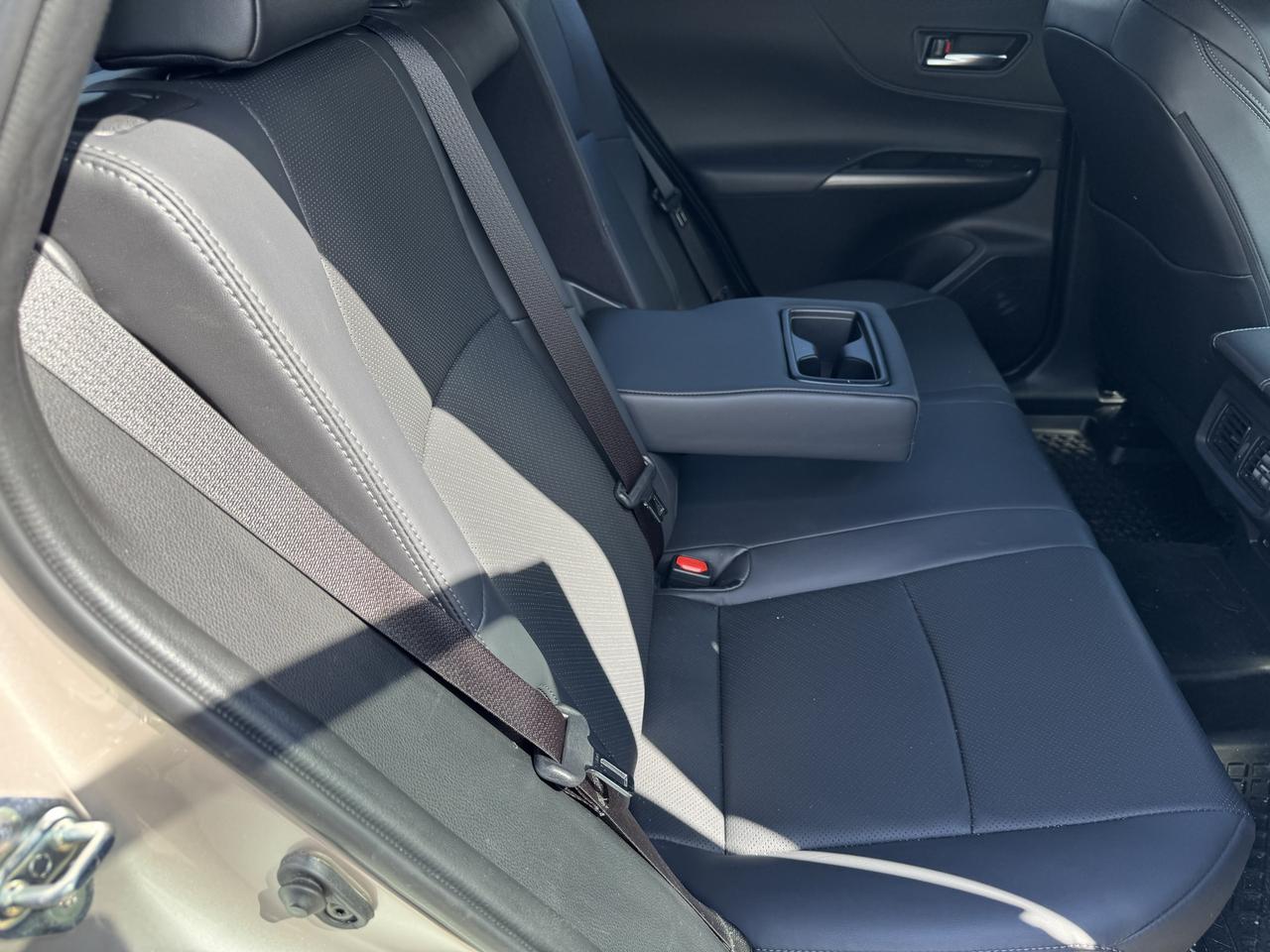 2024 Toyota Venza XLE AWD/ HYBRID/ LOW KM - Photo #9