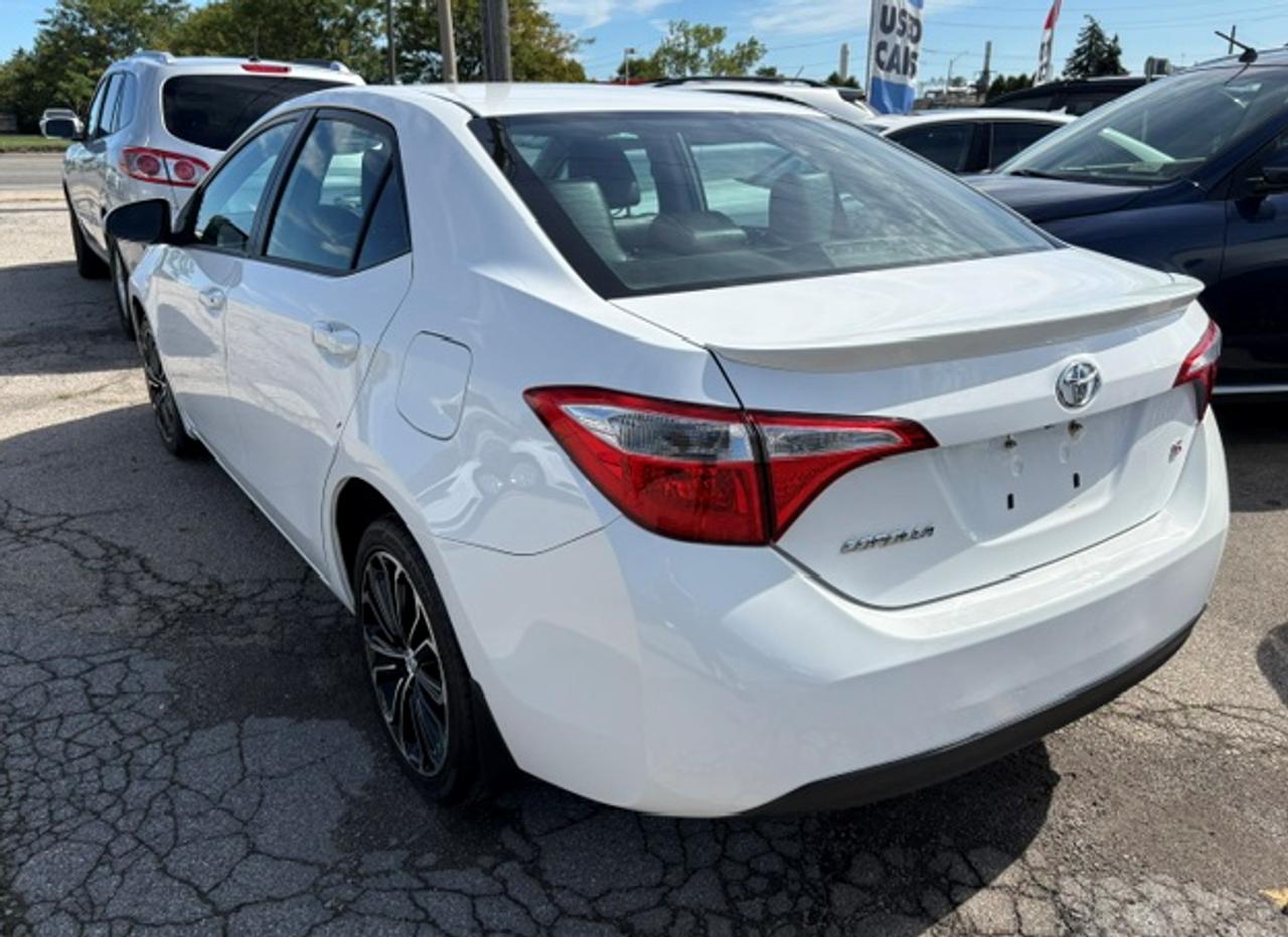2015 Toyota Corolla S Photo
