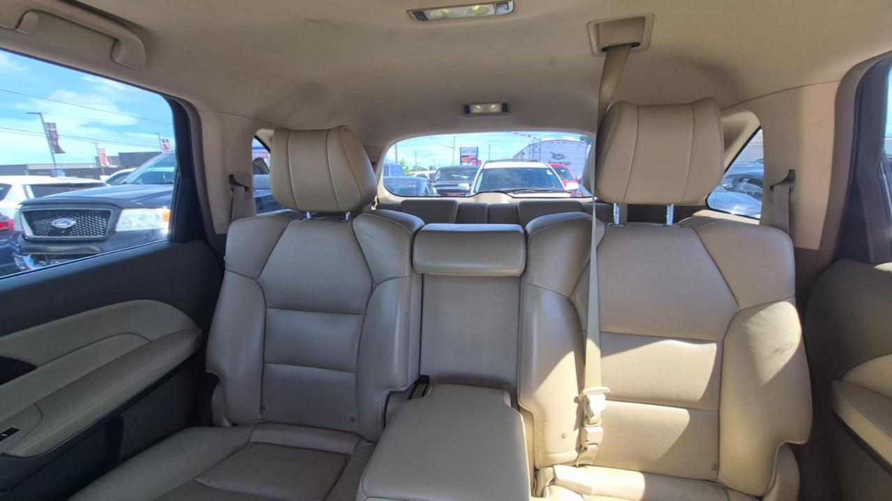 2011 Acura MDX TECH PKG, V6, AWD, LOADED, 7 PASSENGER, CERTIFIED Photo