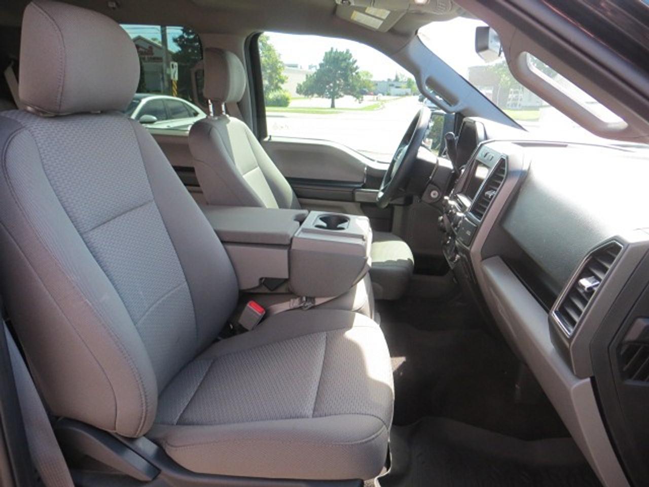 2020 Ford F-150 CERTIFIED, 4X4, SUPERCREW, FORD HARD TONNEAU COVER Photo