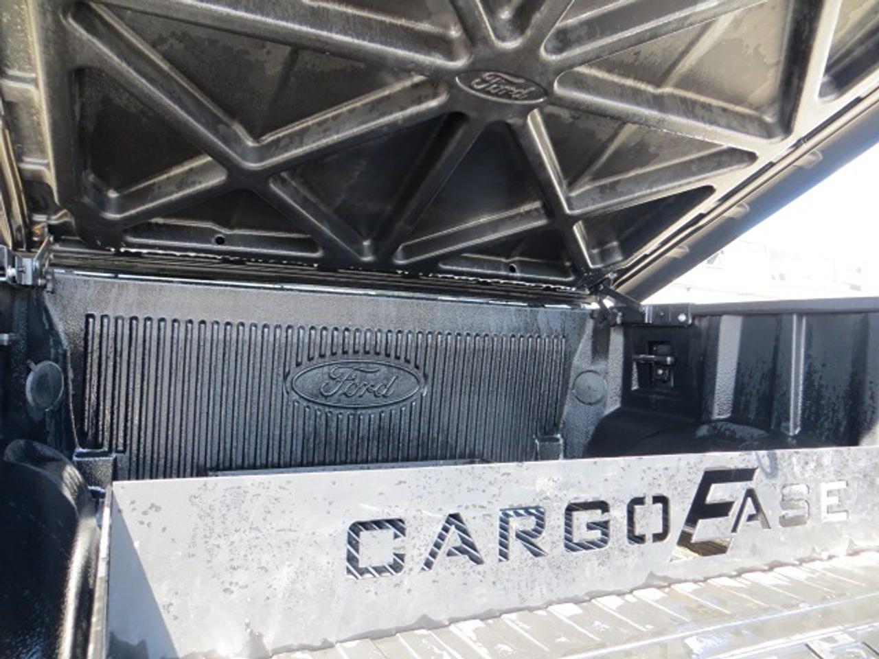 2020 Ford F-150 CERTIFIED, 4X4, SUPERCREW, FORD HARD TONNEAU COVER Photo
