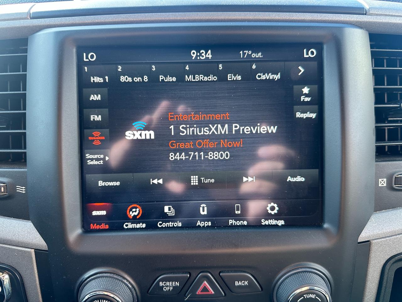 2021 RAM 1500 Classic Express4x4 Cloth Bluetooth BackupCam XM AC CarPlay Photo