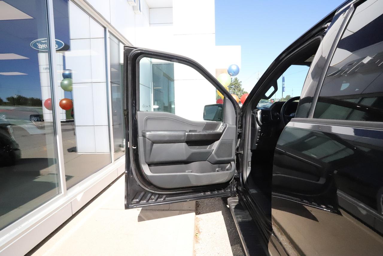 2021 Ford F-150 XLT 4WD SuperCrew 5.5' Box Photo
