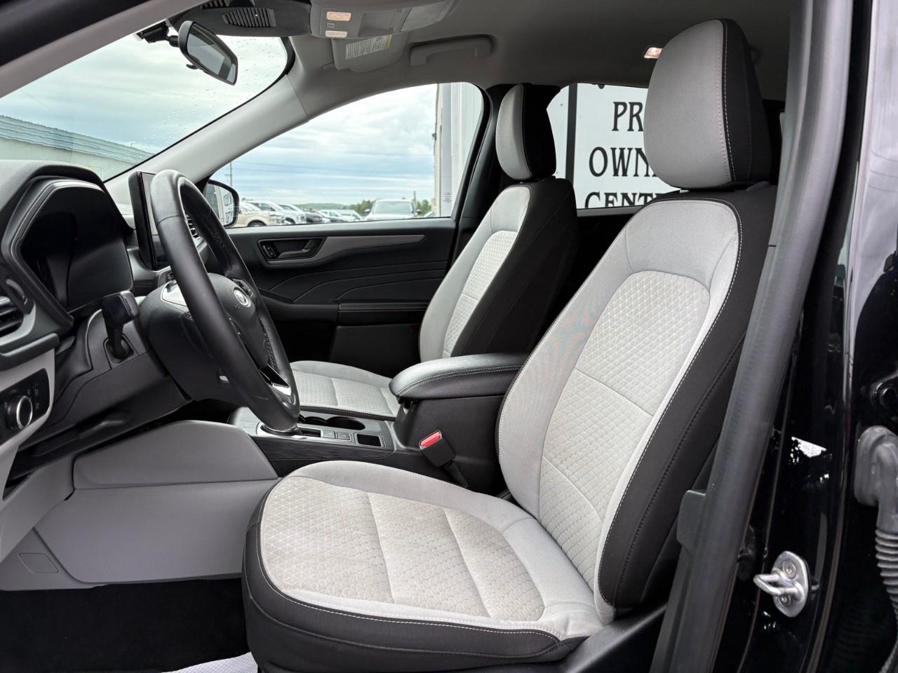 2024 Ford Escape Active AWD Photo