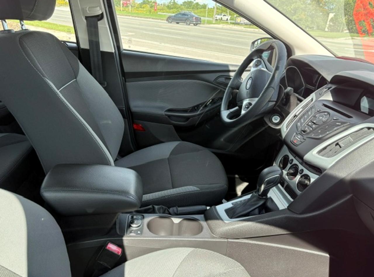 2012 Ford Focus SE Photo