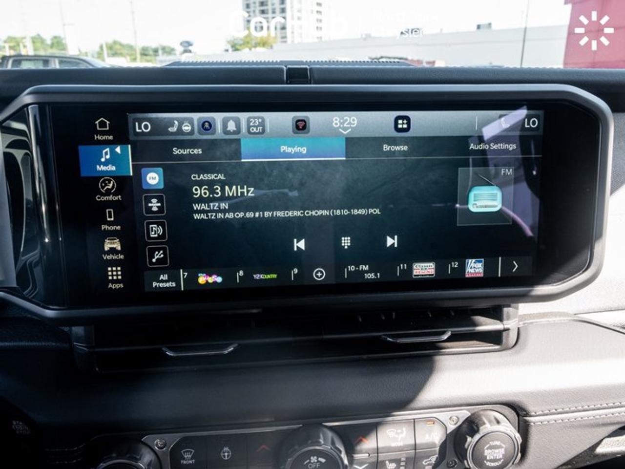 2026 Jeep Wrangler Sahara Apple CarPlay & Android Auto Heated Front Seats Heated Steering Wheel Adaptive Cruise Control Photo