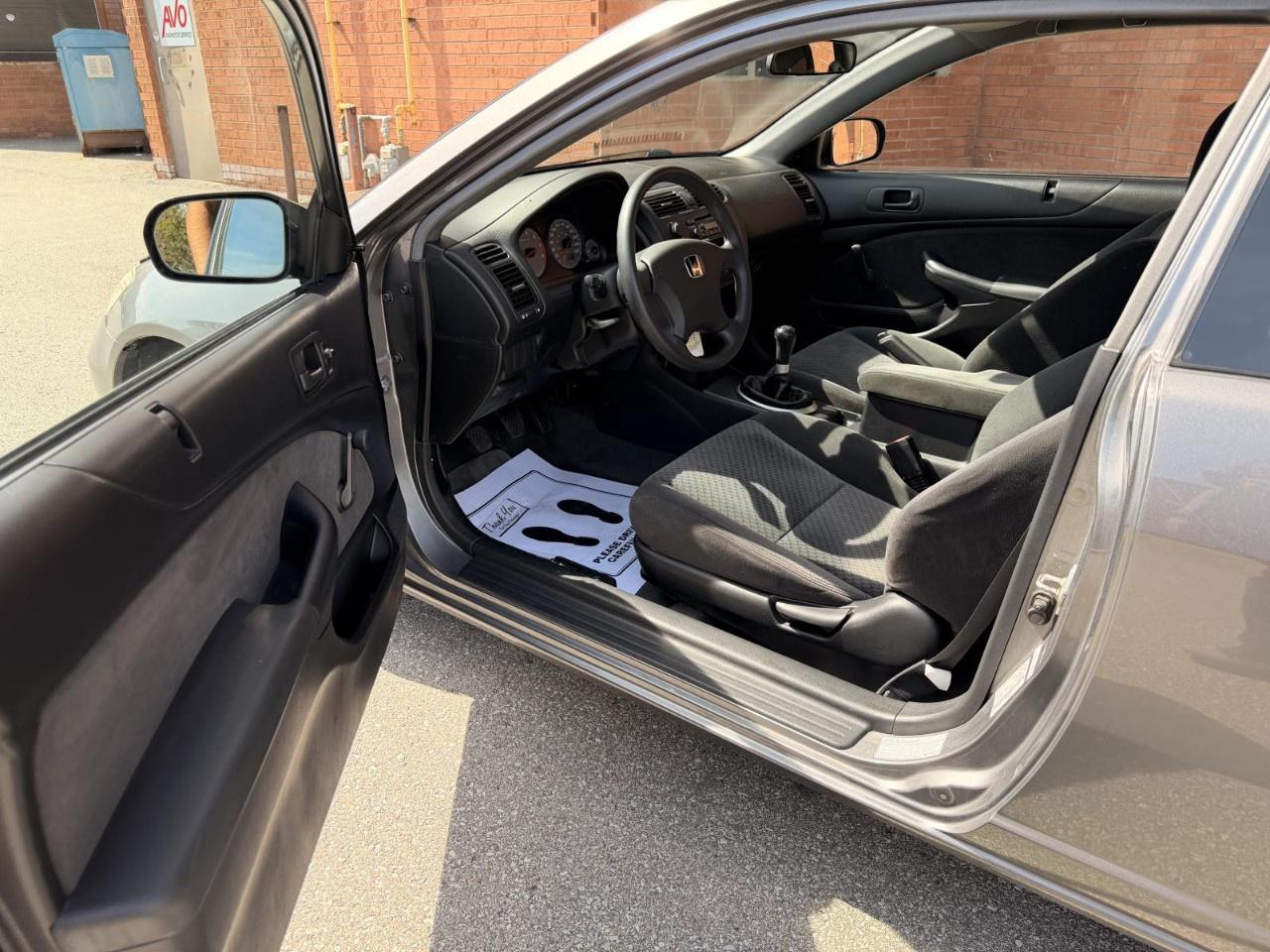 2005 Honda Civic Cpe DX Manual Photo