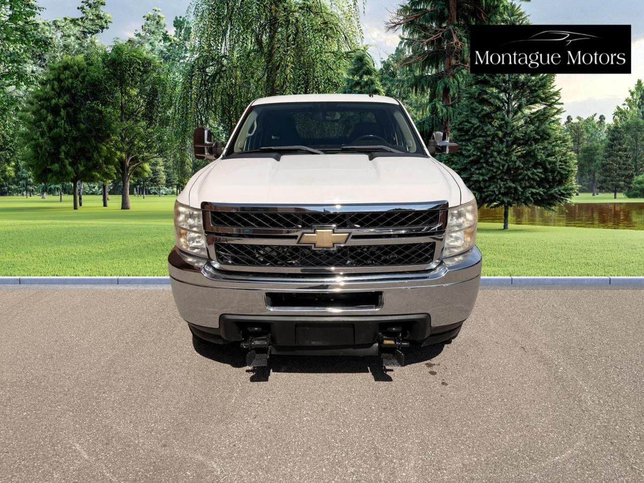 2011 Chevrolet Silverado 2500 HD 4WD Crew Cab Long Box LT Photo