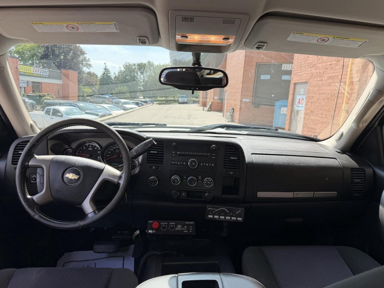 2011 Chevrolet Silverado 2500 HD 4WD Crew Cab Long Box LT Photo