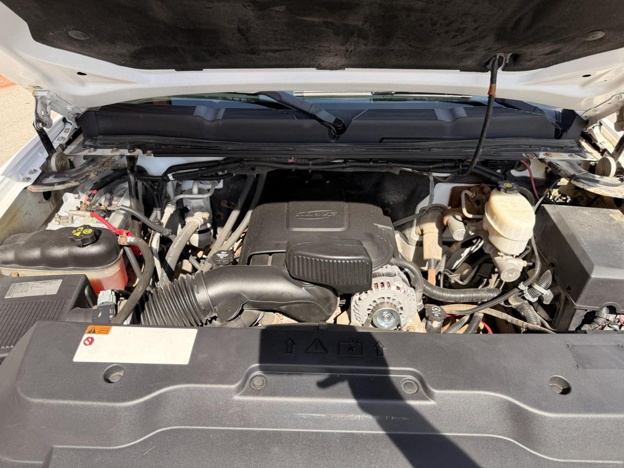 2011 Chevrolet Silverado 2500 HD 4WD Crew Cab Long Box LT Photo