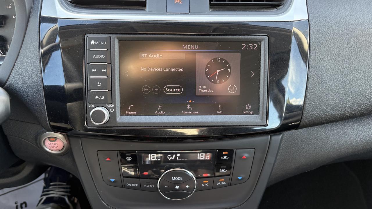 2019 Nissan Sentra SV Photo