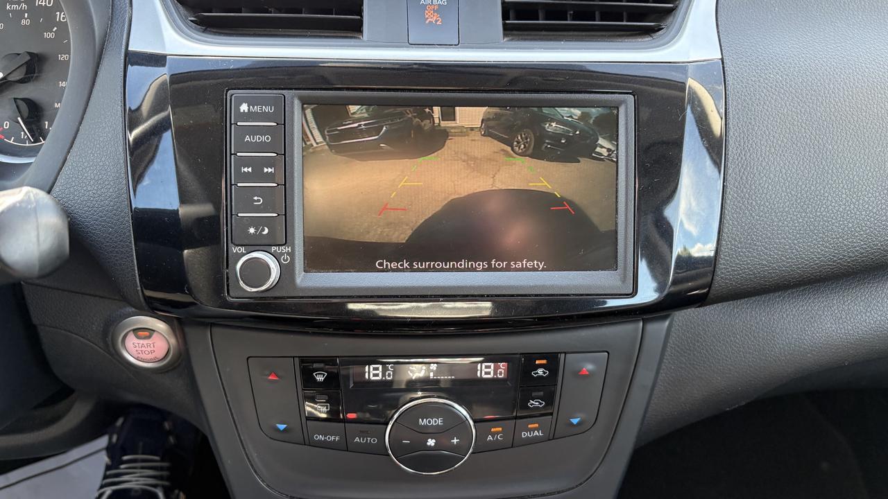 2019 Nissan Sentra SV Photo