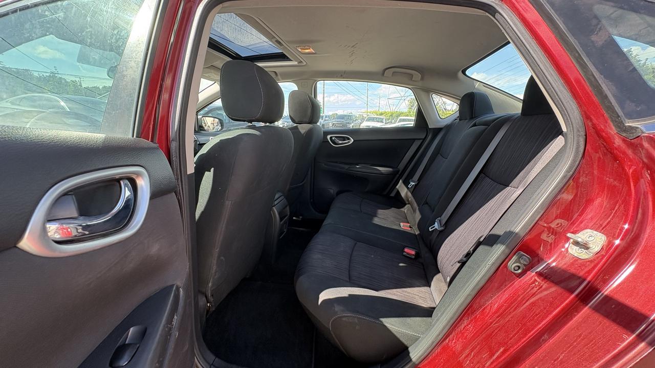 2019 Nissan Sentra SV Photo
