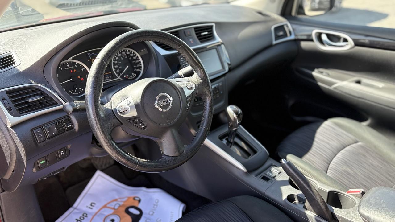 2019 Nissan Sentra SV Photo