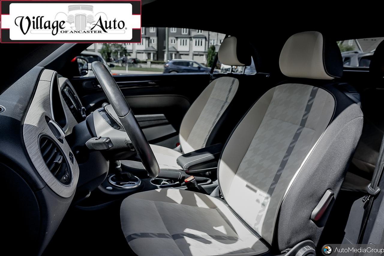 2018 Volkswagen Beetle Trendline AUTO Photo