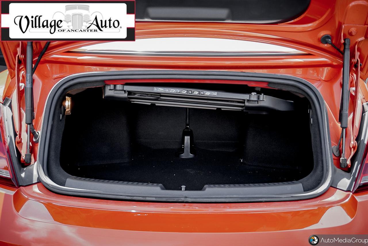 2018 Volkswagen Beetle Trendline AUTO Photo