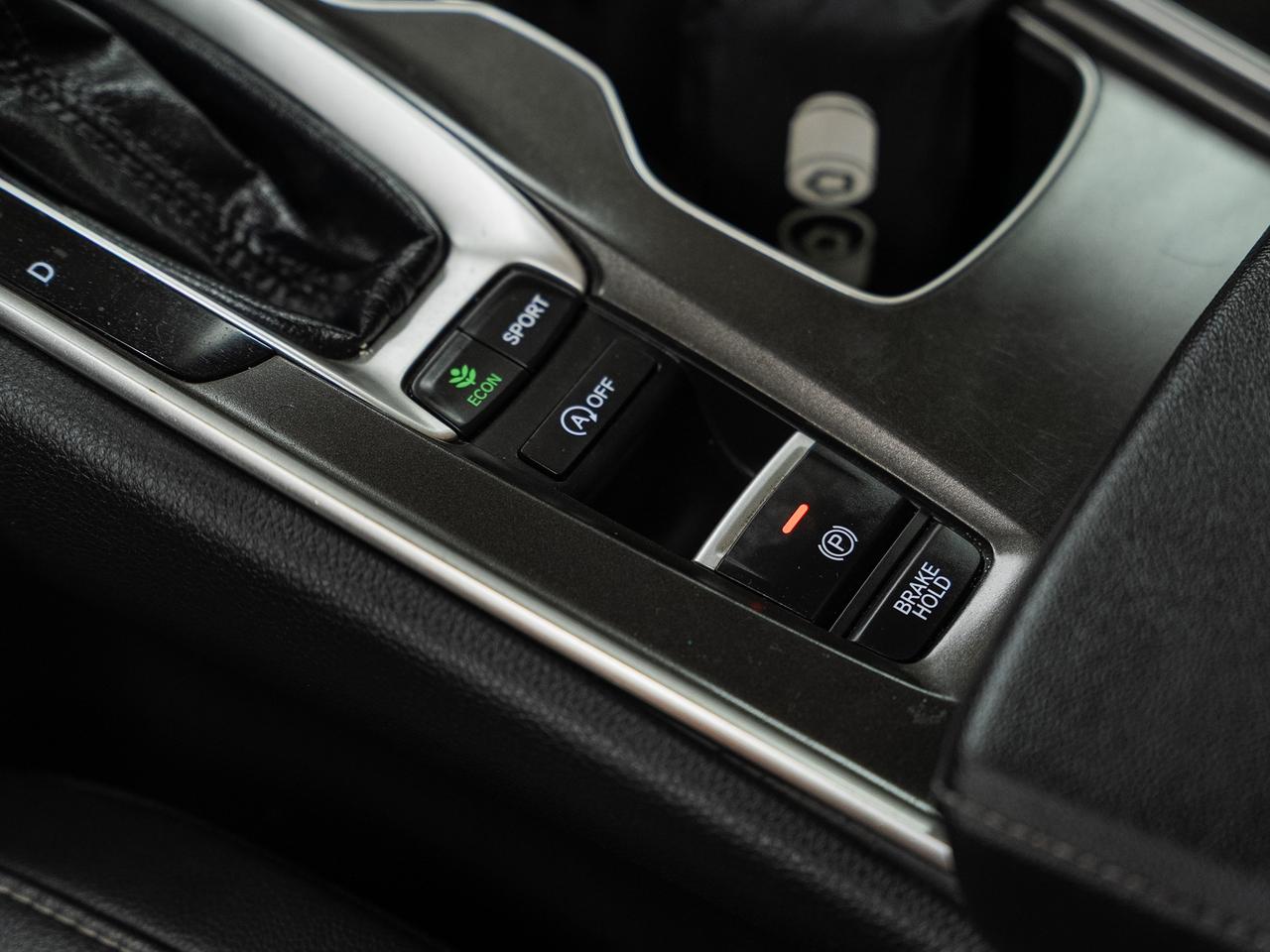 2021 Honda Accord SPORT | Sunroof | Leather | BSM | CarPlay