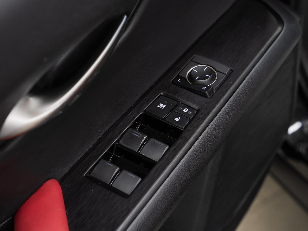 2020 Lexus UX 250 HYBRID  F-SPORT AWD | Sunroof | BSM | CarPlay Photo