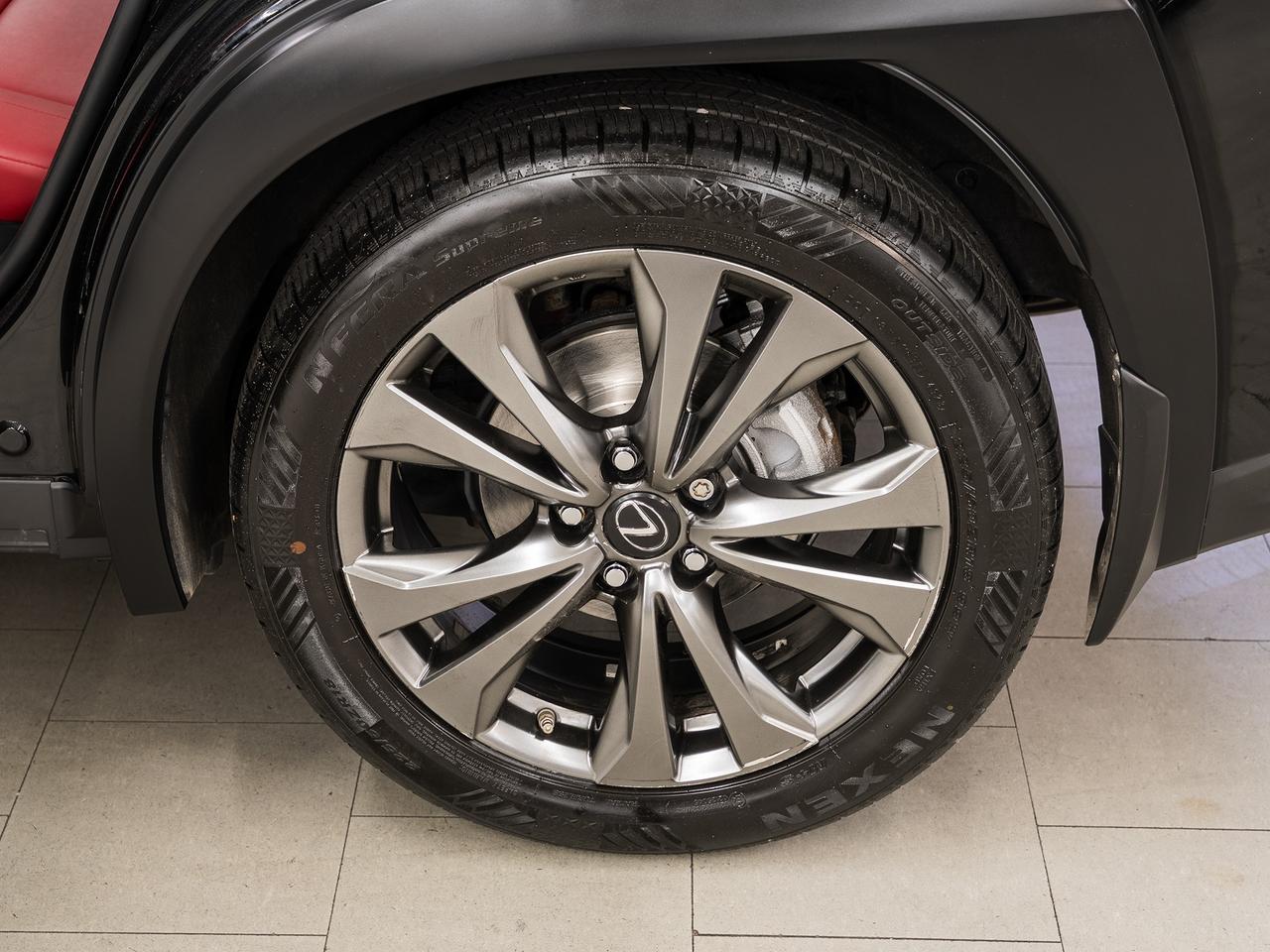 2020 Lexus UX 250 HYBRID  F-SPORT AWD | Sunroof | BSM | CarPlay Photo