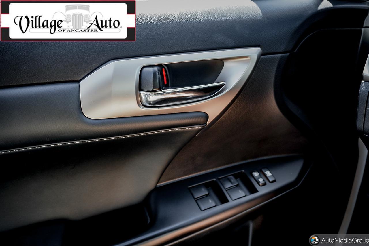 2015 Lexus CT 200h FWD 4dr Hybrid Photo