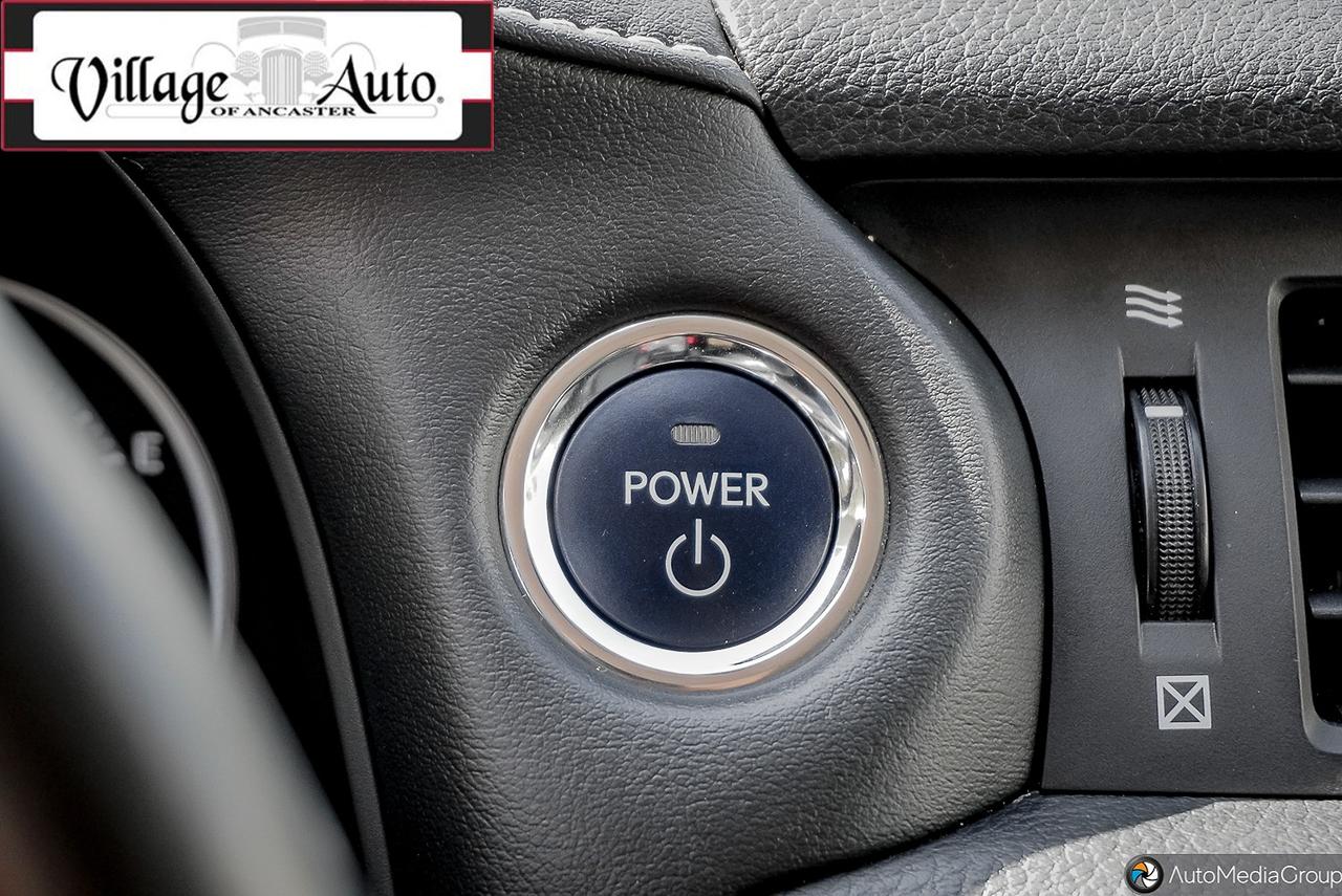 2015 Lexus CT 200h FWD 4dr Hybrid Photo