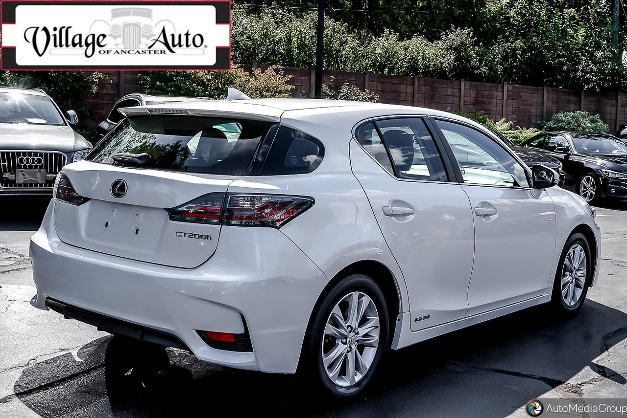 2015 Lexus CT 200h FWD 4dr Hybrid - Photo #9