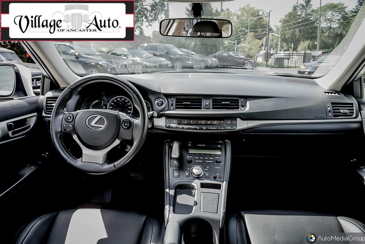2015 Lexus CT 200h FWD 4dr Hybrid Photo