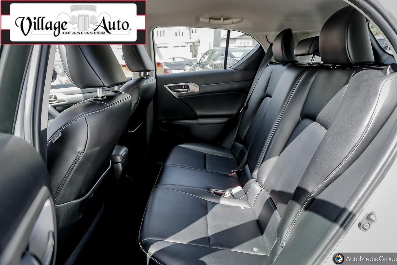 2015 Lexus CT 200h FWD 4dr Hybrid Photo