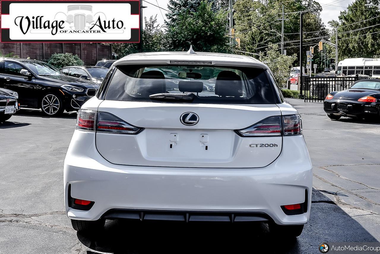 2015 Lexus CT 200h FWD 4dr Hybrid - Photo #7