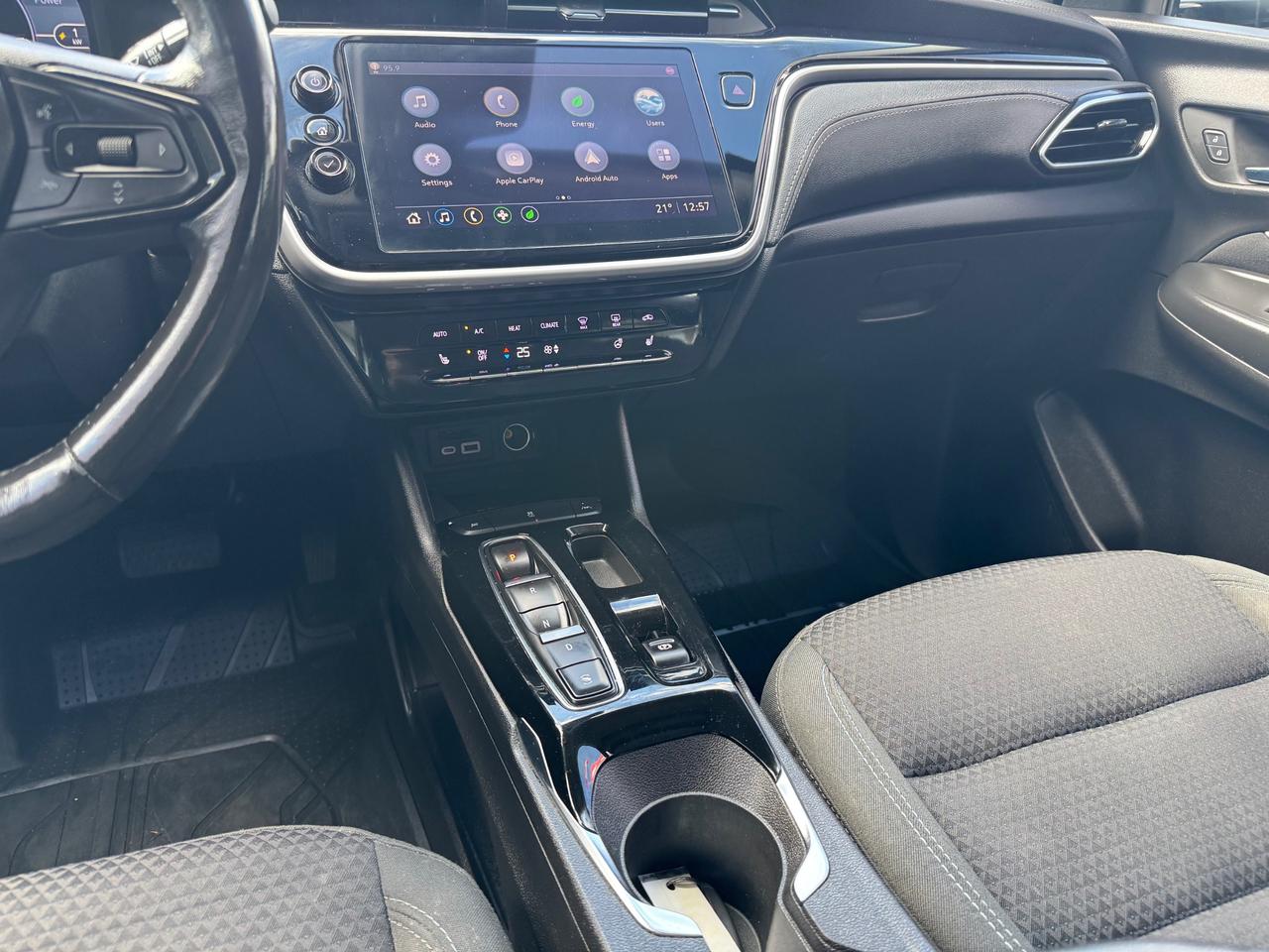 2022 Chevrolet Bolt EUV LT EV | One Owner | Accident Free | 400km Range Photo