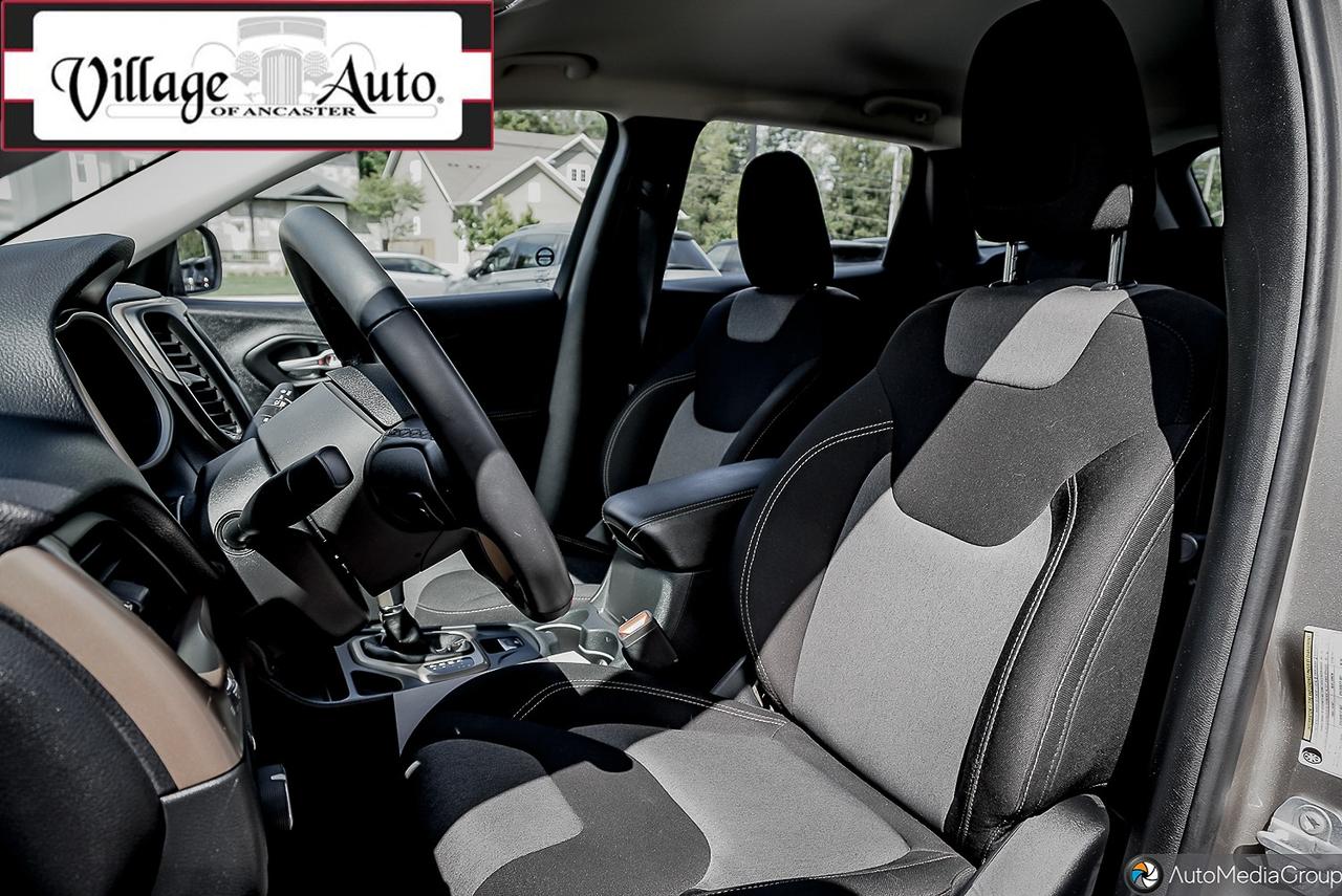 2016 Jeep Cherokee FWD 4DR SPORT - Photo #8