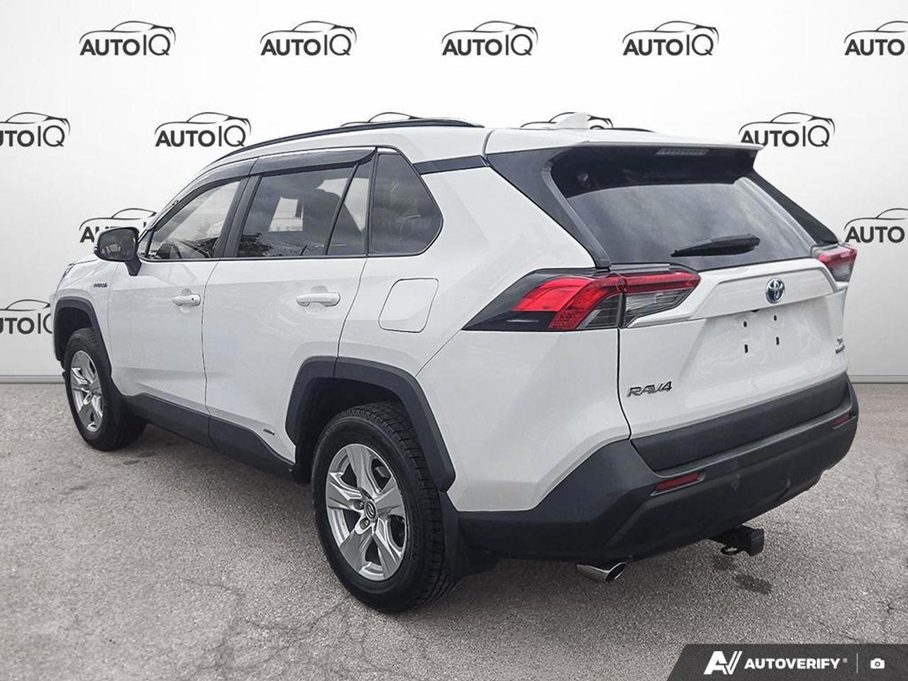 2019 Toyota RAV4 Hybrid XLE TOP SELLING SUV | LOW KM'S | CLEAN CARFAX Photo