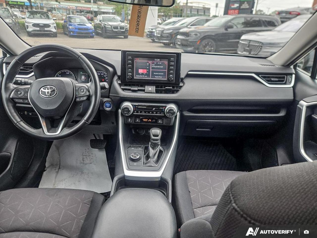 2019 Toyota RAV4 Hybrid XLE TOP SELLING SUV | LOW KM'S | CLEAN CARFAX Photo