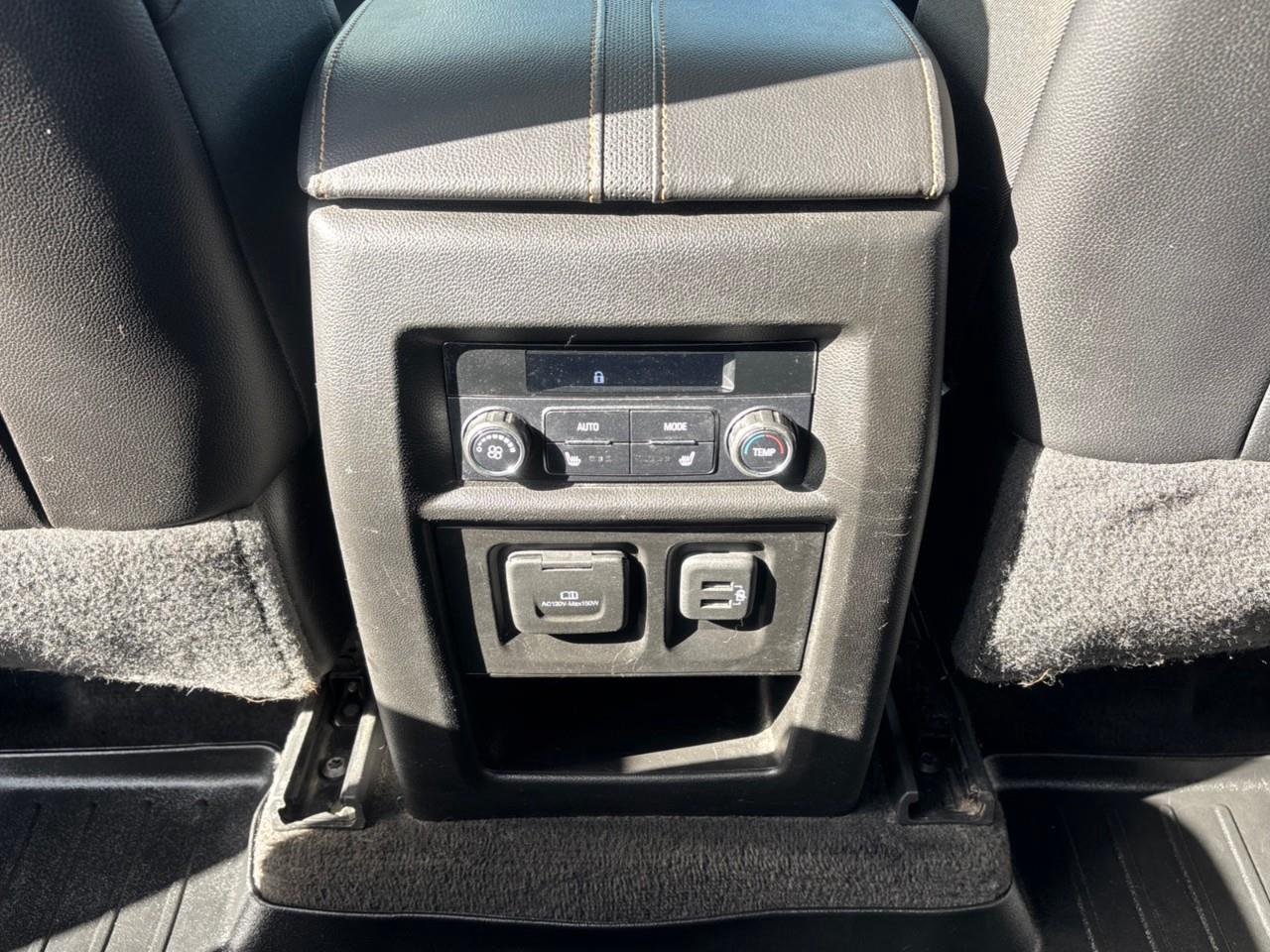 2018 Chevrolet Traverse Premier Used 7 Passenger V6 AWD SUV with Heated and Ventilated Front Seats, Heated Steering Wheel, Power Sunroof and a Colour Touchscreen Radio with Navigation and Apple CarPlay, Android Auto Photo