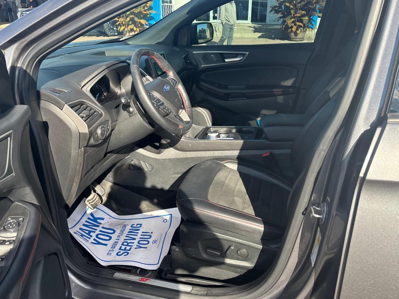 2022 Ford Edge ST Line Photo