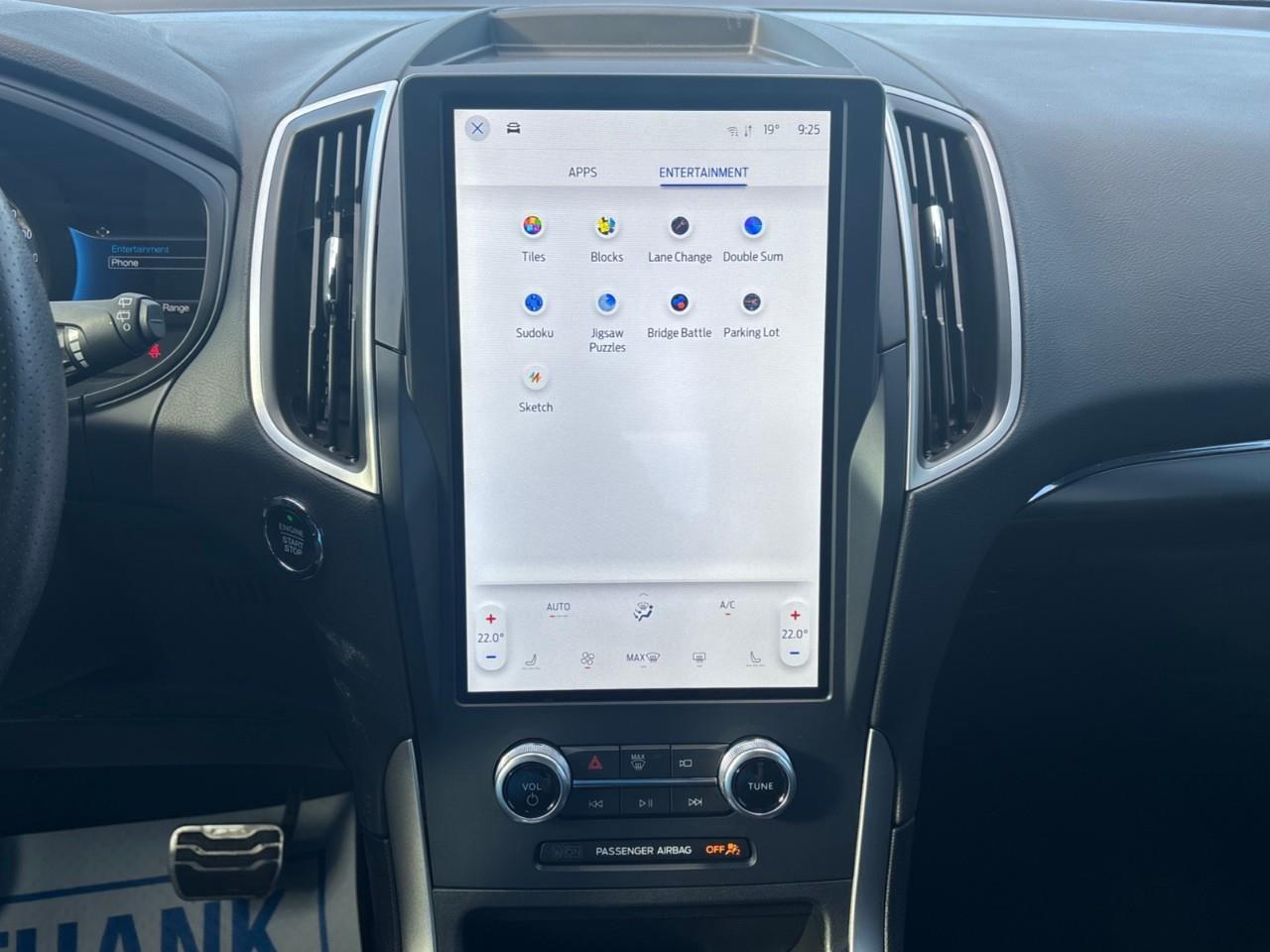 2022 Ford Edge ST Line Photo