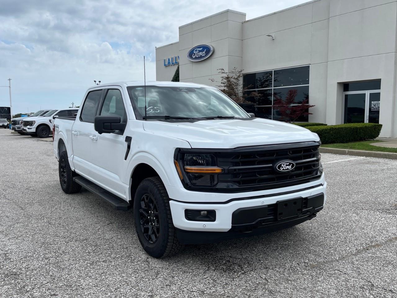 2026 Ford F-150 XLT Photo1