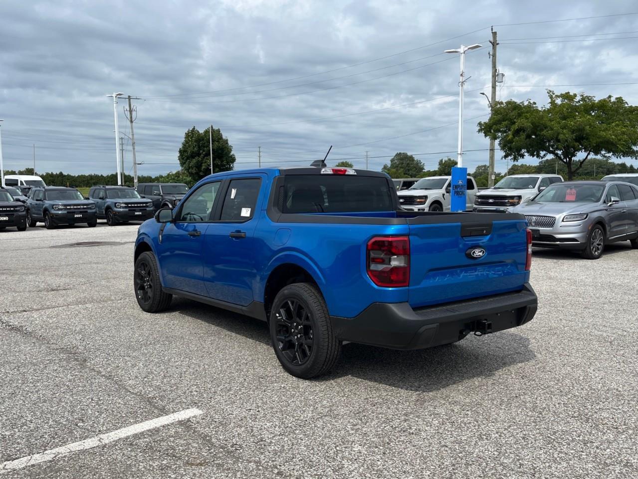 2026 Ford Maverick XLT Photo4