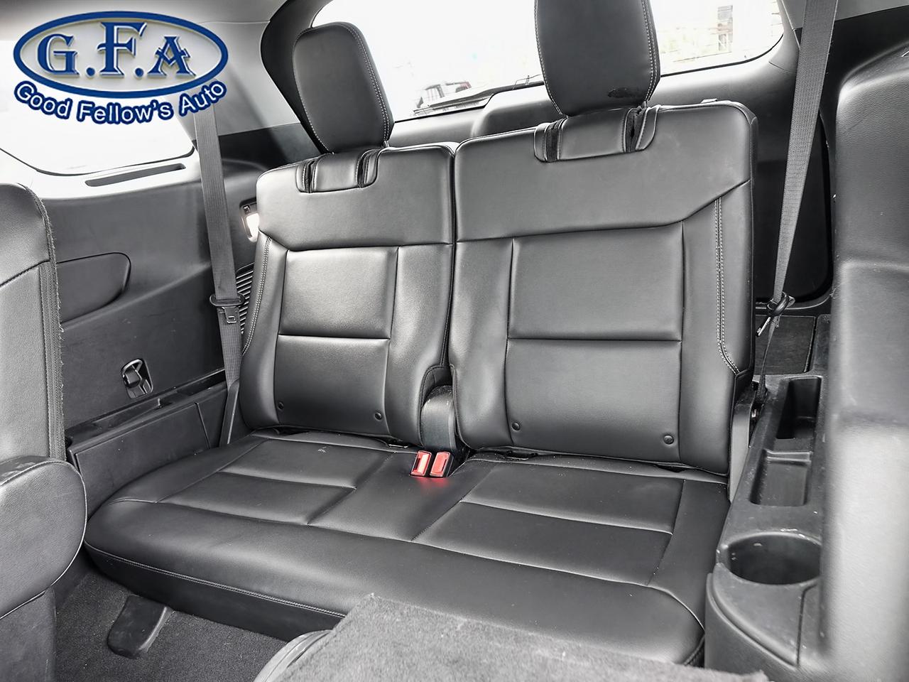 2023 Ford Explorer XLT MODEL, PANORAMIC ROOF, 6 PASSENGER, AWD, LEATH Photo