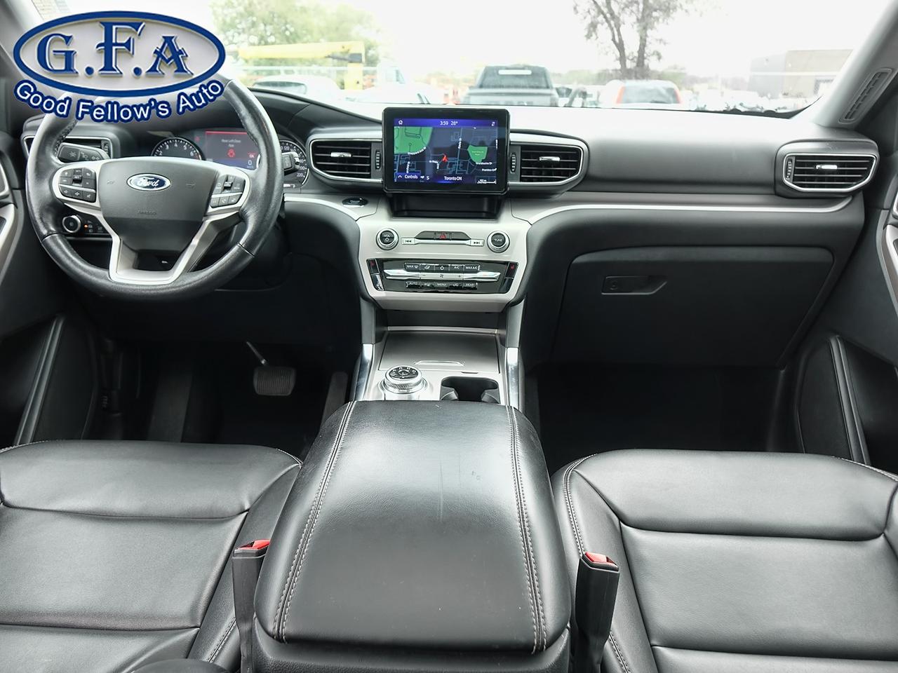 2023 Ford Explorer XLT MODEL, PANORAMIC ROOF, 6 PASSENGER, AWD, LEATH Photo