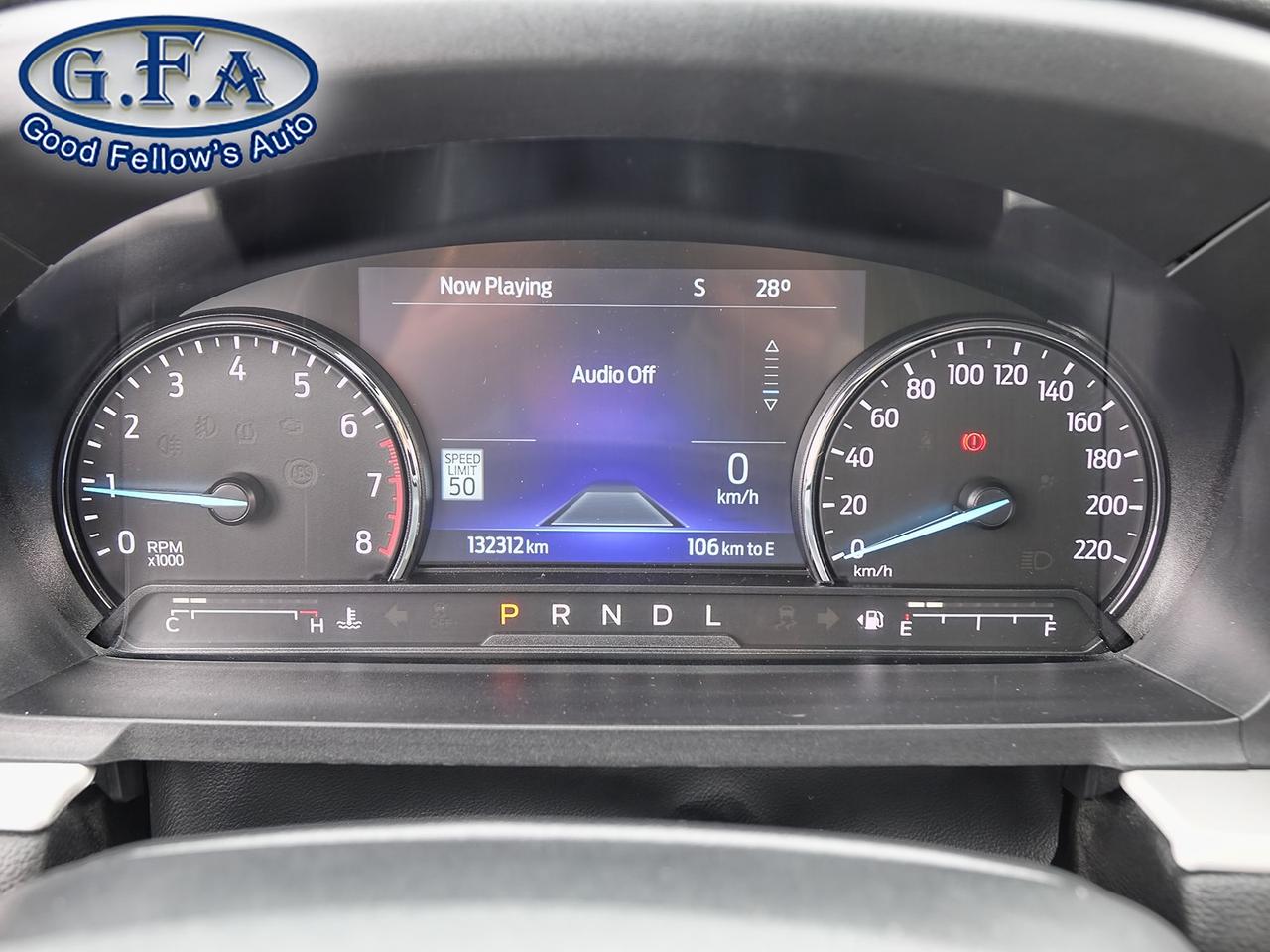 2023 Ford Explorer XLT MODEL, PANORAMIC ROOF, 6 PASSENGER, AWD, LEATH Photo