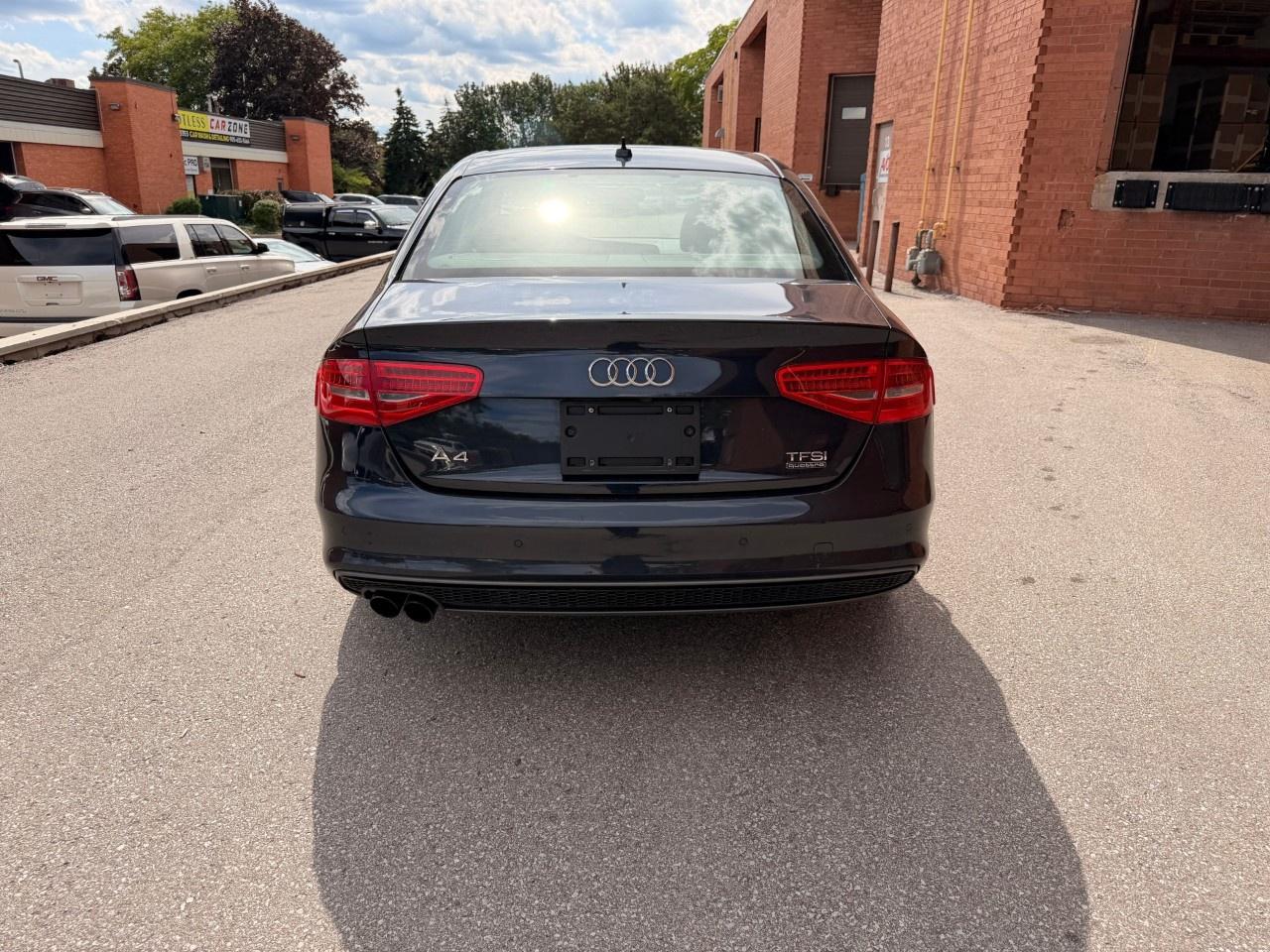 2015 Audi A4 4dr Sdn Auto Technik plus quattro Photo4