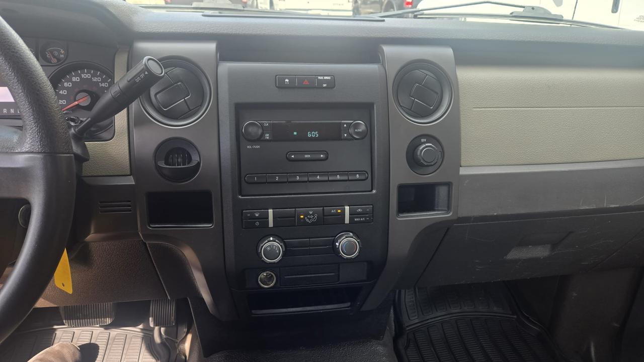 2010 Ford F-150 XL w/Midbox Prep Photo