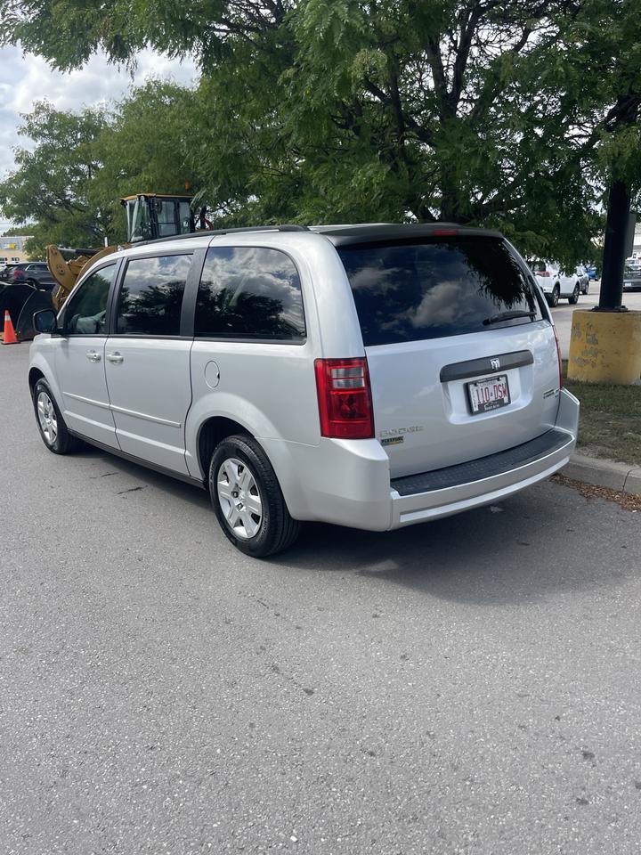 2010 Dodge Grand Caravan SE     RUST PROOFED AND UNDERCOATED Photo
