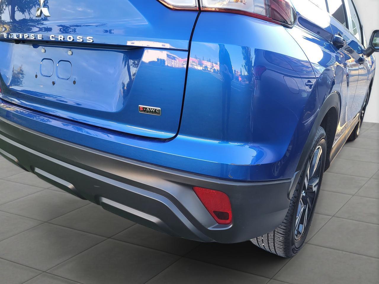 2024 Mitsubishi Eclipse Cross ES S-AWC Photo