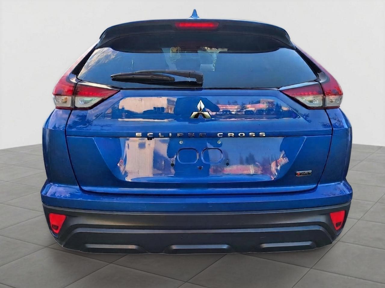 2024 Mitsubishi Eclipse Cross ES S-AWC Photo