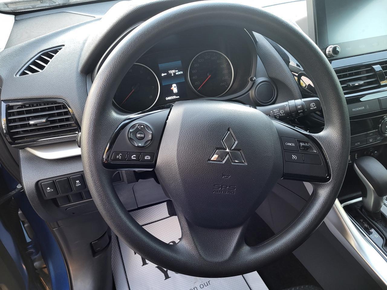 2024 Mitsubishi Eclipse Cross ES S-AWC Photo