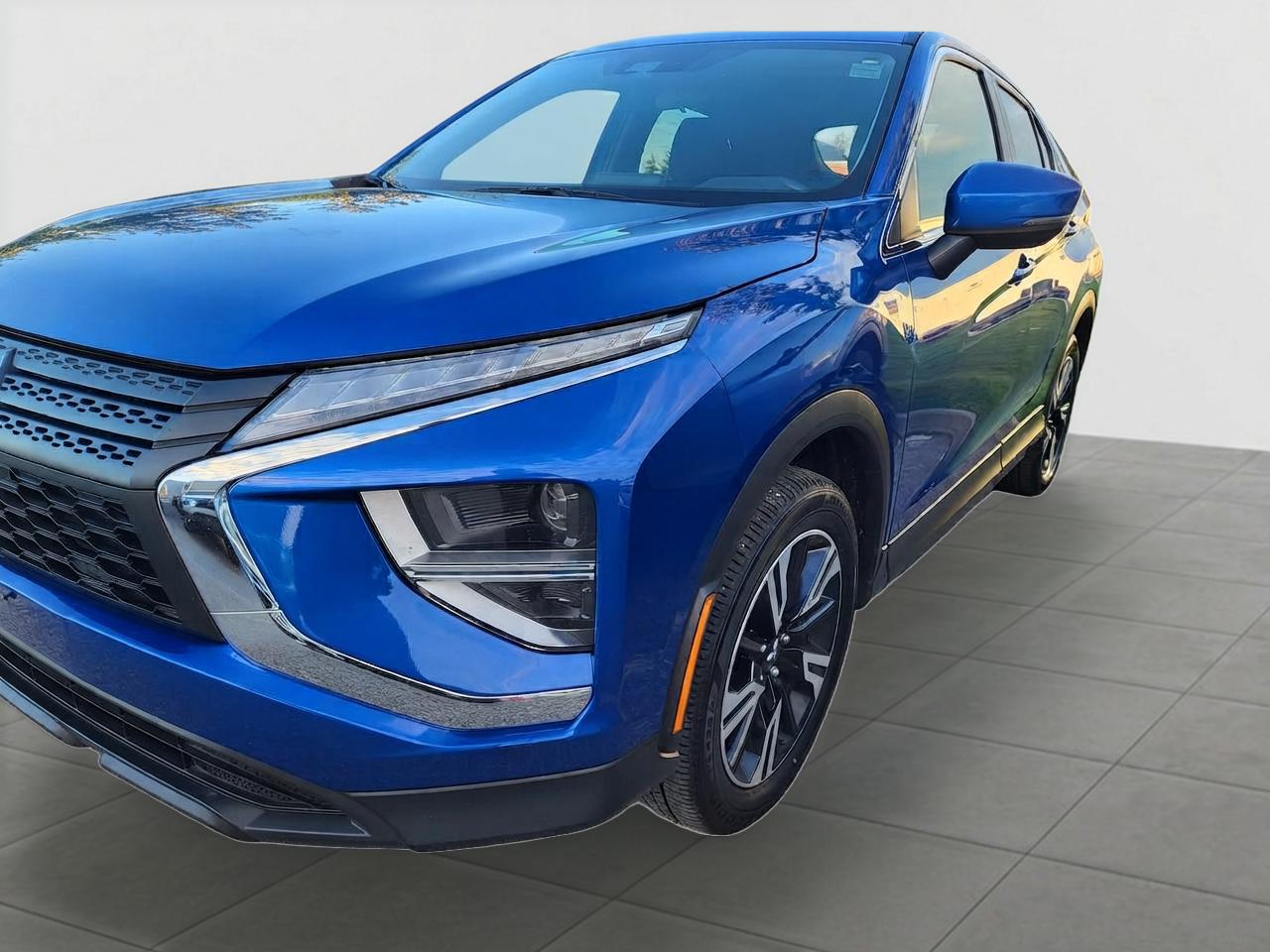 2024 Mitsubishi Eclipse Cross ES S-AWC Photo