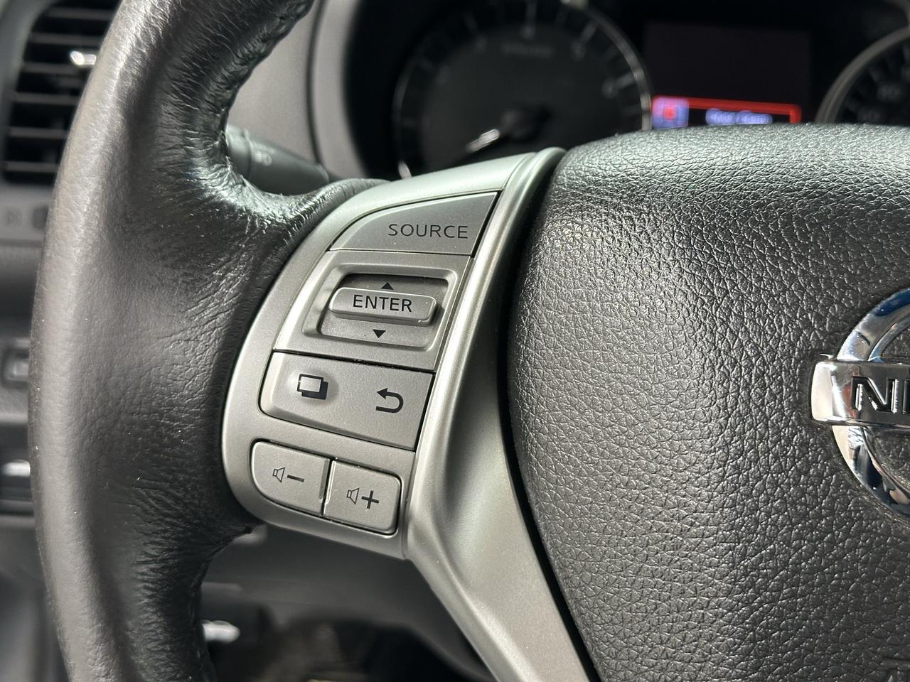2017 Nissan Altima 2.5 SV Photo